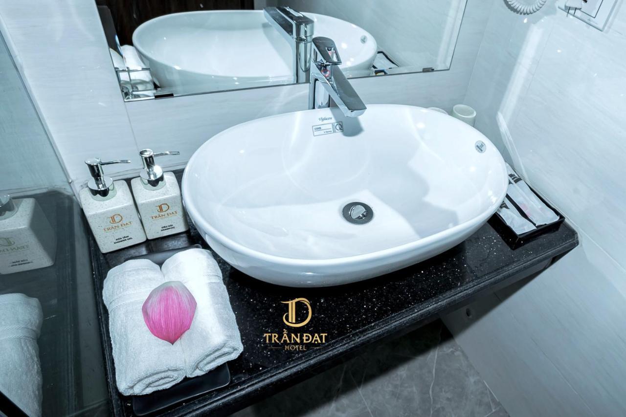 Tran Dat Hotel Ha Long Dış mekan fotoğraf